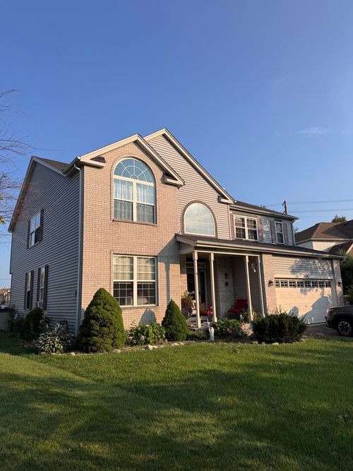 1604 Grand Highlands Dr, Plainfield, IL, 60586-5714 | Card Image