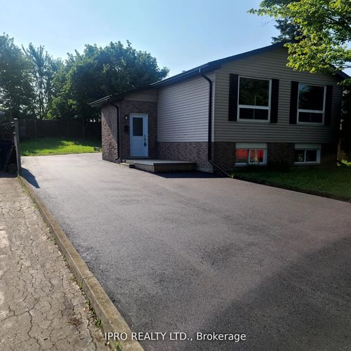 lower-24 Chilton Dr, Stoney Creek, ON, L8J1M2 | Card Image
