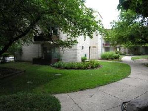 apt-1b-12558 Fairview Ave, Blue Island, IL, 60406-1779 | Card Image