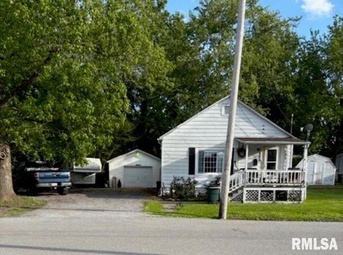 1505 W Chestnut St, Marion, IL, 62959-1202 | Card Image