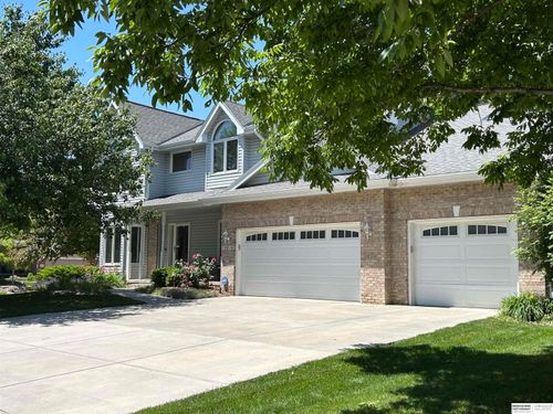 14016 Browne Cir, Omaha, NE, 68164-6086 | Card Image