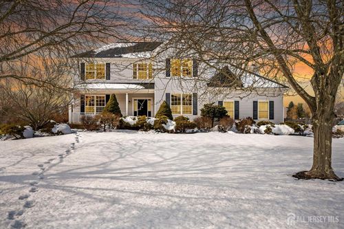 4 Veghte Pl, Franklin Park, NJ, 08823-1824 | Card Image