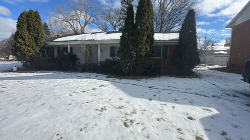 3502 Ridgecliffe Dr, Flint, MI, 48532-3768 | Card Image