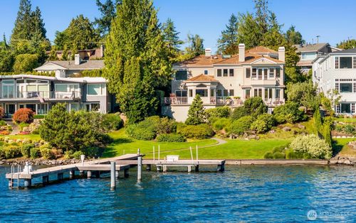 4640 95th Ave Ne, Yarrow Point, WA, 98004-1301 | Card Image