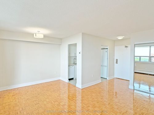 409-1500 Bathurst St, York, ON, M5P3L3 | Card Image