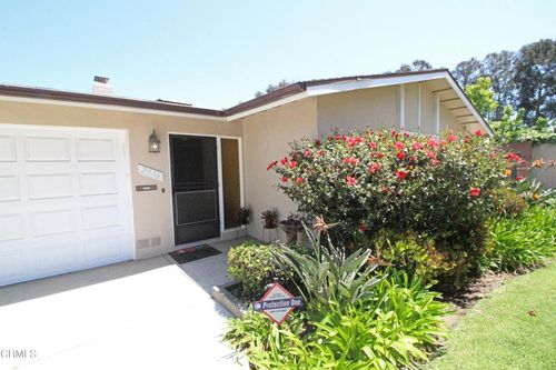 2556 Neptune Pl, Port Hueneme, CA, 93041-1913 | Card Image
