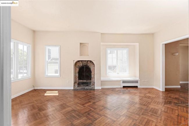2441 Carleton St, House other with 3 bedrooms, 1 bathrooms and null parking in Berkeley CA | Image 4