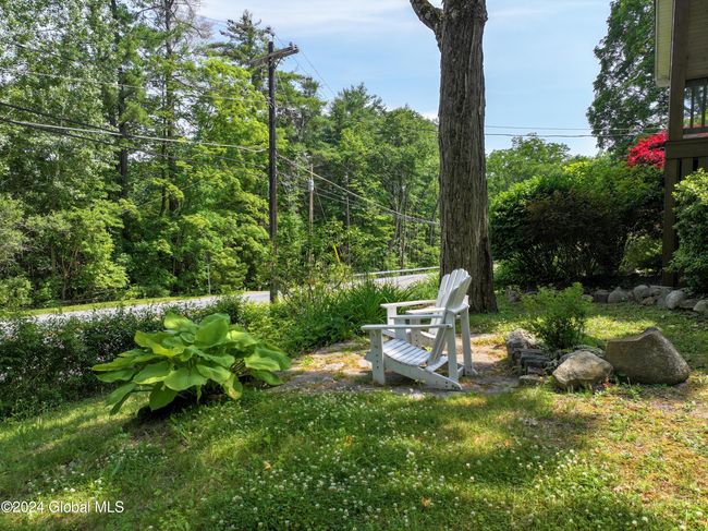8 Sunrise Ct, House other with 3 bedrooms, 2 bathrooms and 6 parking in Silver Bay NY | Image 31