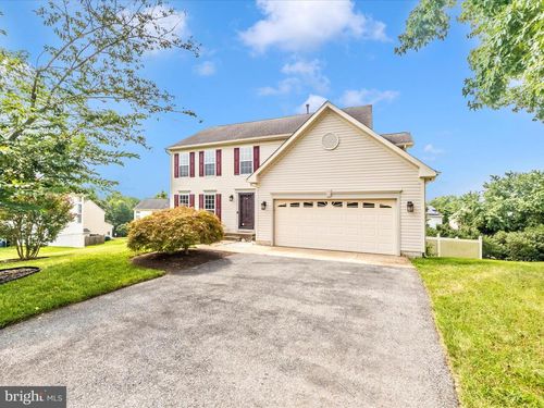8403 Black Willow Ct, CLINTON, MD, 20735-3336 | Card Image