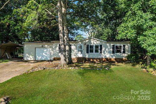 3411 Stony Brook Cir, Newton, NC, 28658-9100 | Card Image