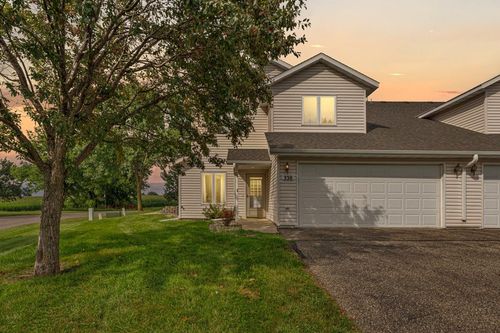 338 Lake Dr, Winsted, MN, 55395-6538 | Card Image