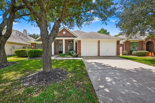 8735 River Wind Dr, Sugar Land, TX, 77479-6348 | Card Image