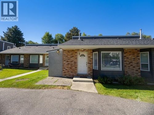304-3155 Gordon Dr, Kelowna, BC, V1W3N5 | Card Image