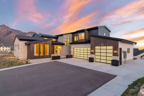 501 W Devey Dr, Alpine, UT, 84004-1319 | Card Image