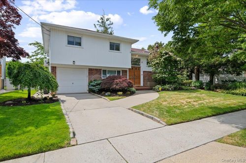 964 Cherrywood Dr, Baldwin, NY, 11510-5009 | Card Image