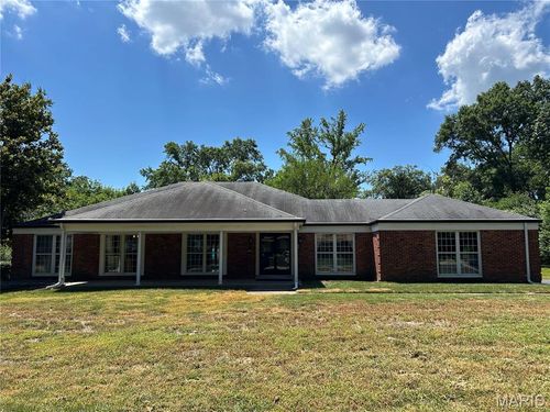 14060 Agusta Dr, Chesterfield, MO, 63017-3302 | Card Image