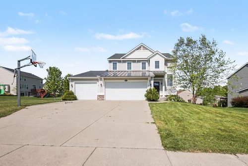 9477 Sunset Ridge Dr, Rockford, MI, 49341-7114 | Card Image