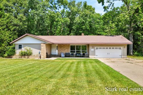 758 N Mill Iron Rd, Muskegon, MI, 49442-1640 | Card Image