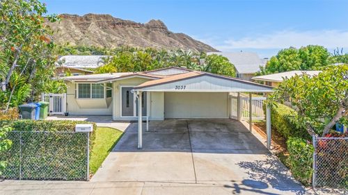3037 Hinano St, Honolulu, HI, 96815-4208 | Card Image