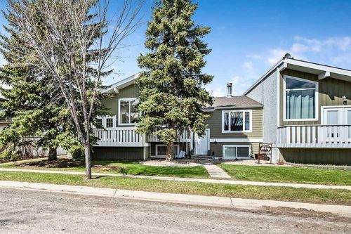 5 Stimson Road Sw, High River, AB, T1V1C7 | Card Image