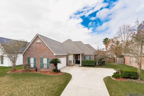 18059 Kenner Dr, Prairieville, LA, 70769 | Card Image