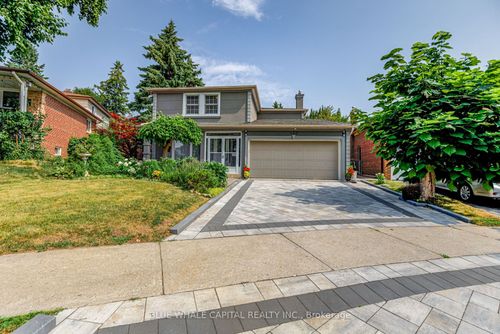 130 Briarscross Blvd, Scarborough, ON, M1S3K5 | Card Image