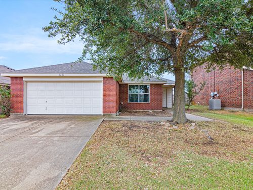 1201 Vicksburg Dr, Ennis, TX, 75119-7361 | Card Image