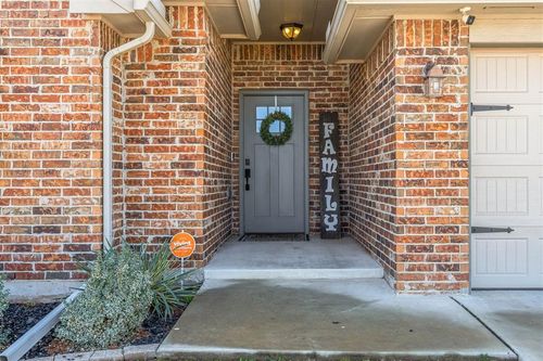 8716 Sw 39th St, Oklahoma City, OK, 73179-3878 | Card Image