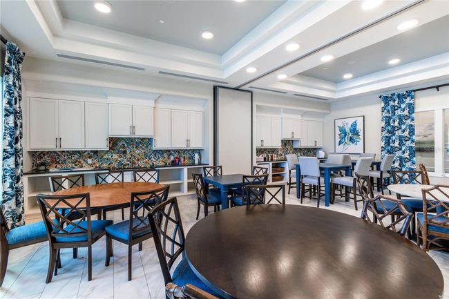 2042 Key Bay Trl, House other with 2 bedrooms, 2 bathrooms and null parking in KISSIMMEE FL | Image 45
