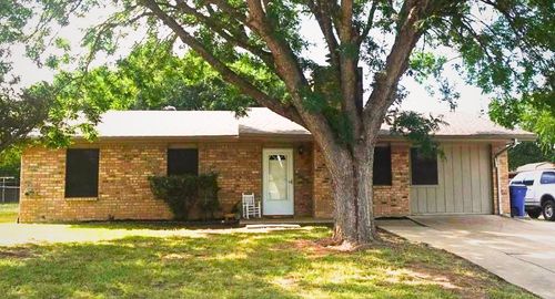 1414 W Torrey St, Granbury, TX, 76048-2385 | Card Image