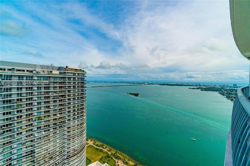 5505-1750 N Bayshore Dr, Miami, FL, 33132-3221 | Card Image