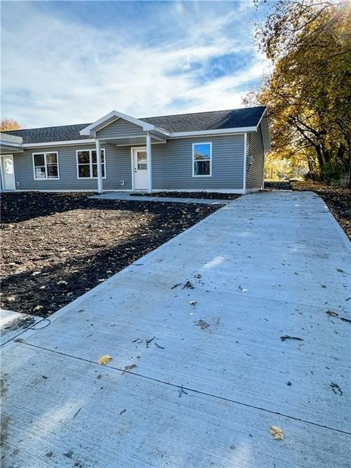 a-122 Cottage St, Auburn, NY, 13021-2408 | Card Image