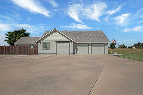 1844 W Highway 12, Lodi, CA, 95242-9250 | Card Image