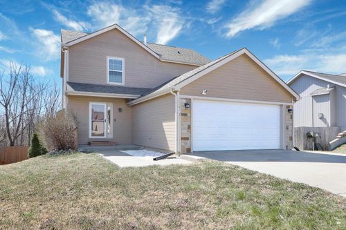 3009 Oakwood Drive, Junction City, KS, 66441 | Card Image