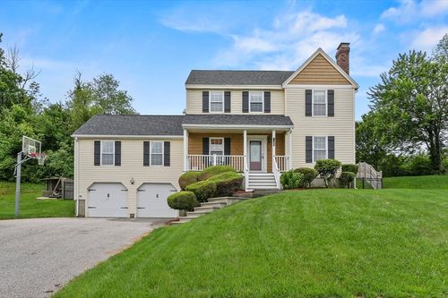 37 Fox Meadow Dr, Worcester, MA, 01602-2258 | Card Image