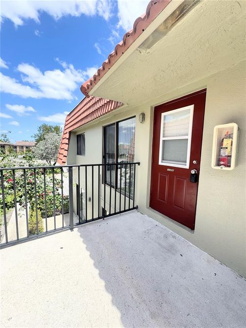 11352-11352 Royal Palm Blvd, Coral Springs, FL, 33065-6914 | Card Image