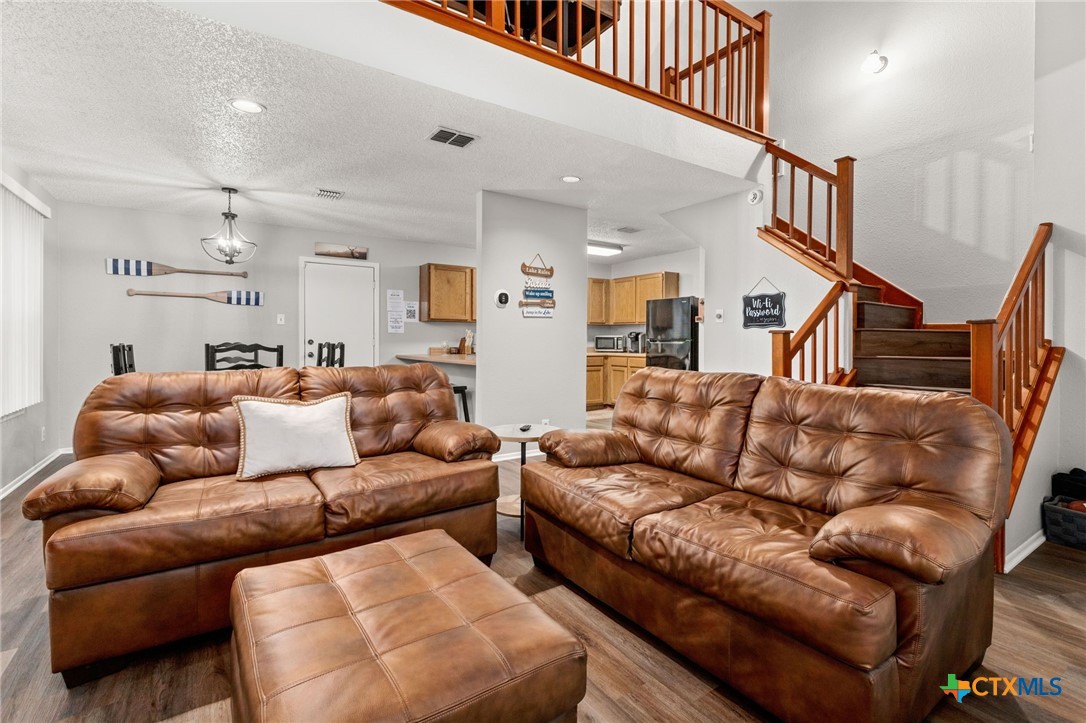 Residential in Canyon Lake 3