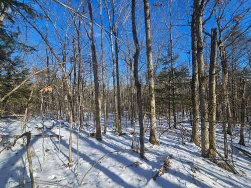 708 Webbs Mills Road, Raymond, ME, 04071 | Card Image