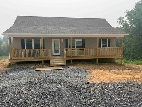 235 Holly Hill St, Broadway, VA, 22815-9706 | Card Image