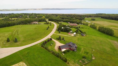 {{alt}} | Card Image