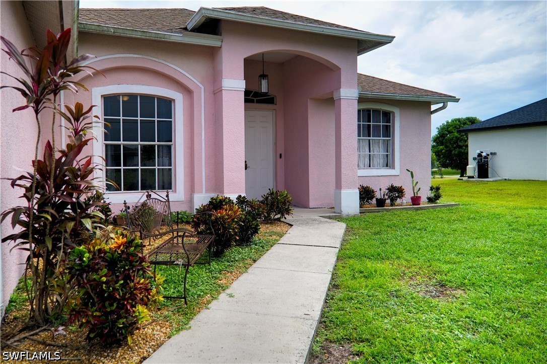 Residential Lease in Lehigh Acres