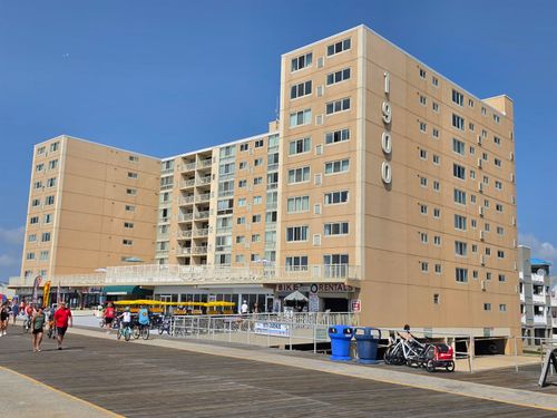 104-1900 Boardwalk, North Wildwood, NJ, 08260-5458 | Card Image