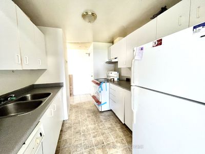 502 - 626 1 St St, Condo with 3 bedrooms, 2 bathrooms and 1 parking in London ON | Image 1