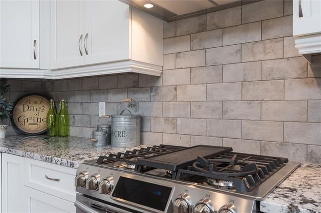 120 - 120 Yorkshire Court, Condo with 3 bedrooms, 3 bathrooms and null parking in Farmington CT | Image 7