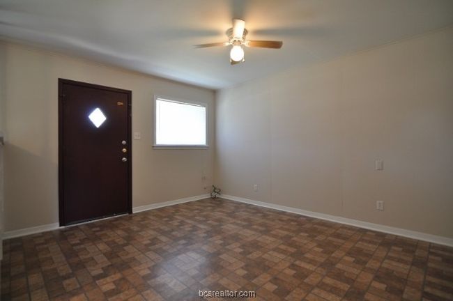 APT-11 - 16567 Fm 2154 Rd, Home with 2 bedrooms, 1 bathrooms and null parking in College Station TX | Image 23