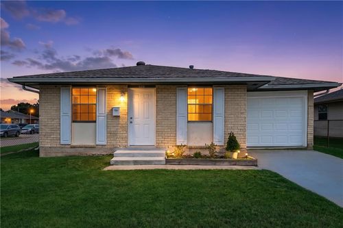 600 Saxony Ln, Kenner, LA, 70065-2636 | Card Image