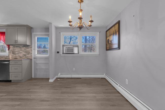 4 Alexander Rd, House other with 3 bedrooms, 3 bathrooms and 4 parking in Bloomfield CT | Image 11
