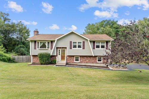 8 Birchwood Rd, Seymour, CT, 06483-3806 | Card Image