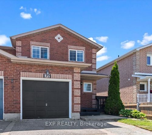 32 Michael Cres, Barrie, ON, L4M6Y9 | Card Image