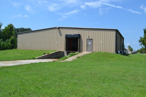 18062 Highway 3235, Galliano, LA, 70354-3640 | Card Image